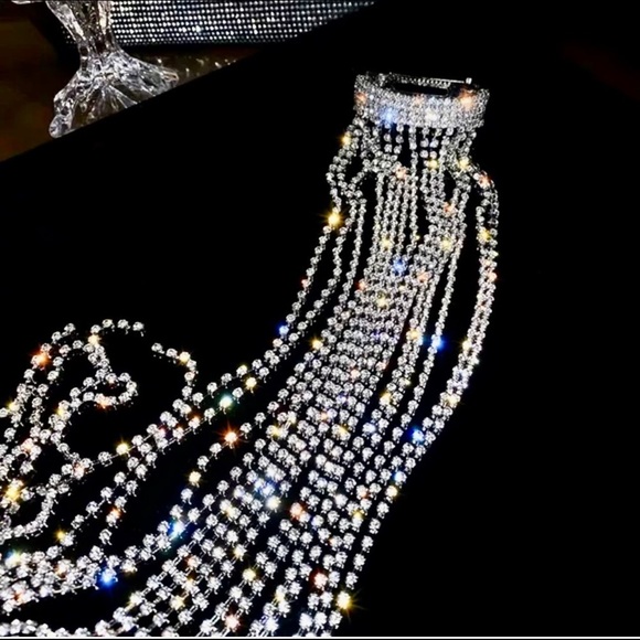 Super Elegant Embellished Hairpin to Enhance your Casual or Night Our Hair look main image 4